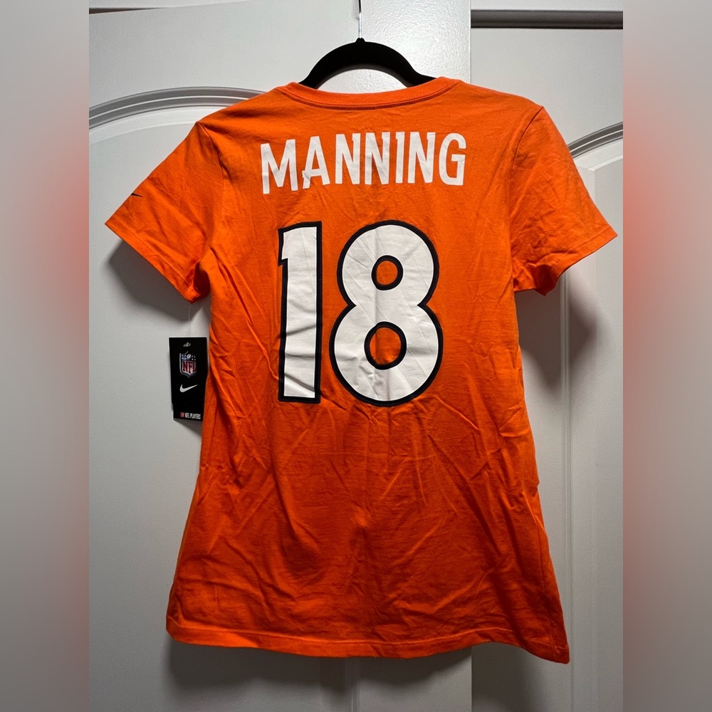 NWT - Nike NFL Denver Broncos, Peyton Manning, Women’s t-shirt, size M
